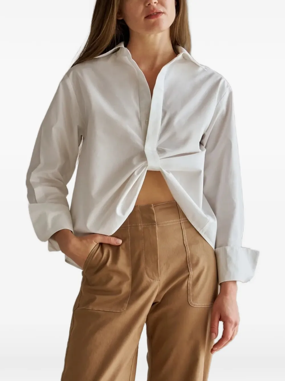 HEVRON Paola blouse met gedraaid detail en knopen Wit