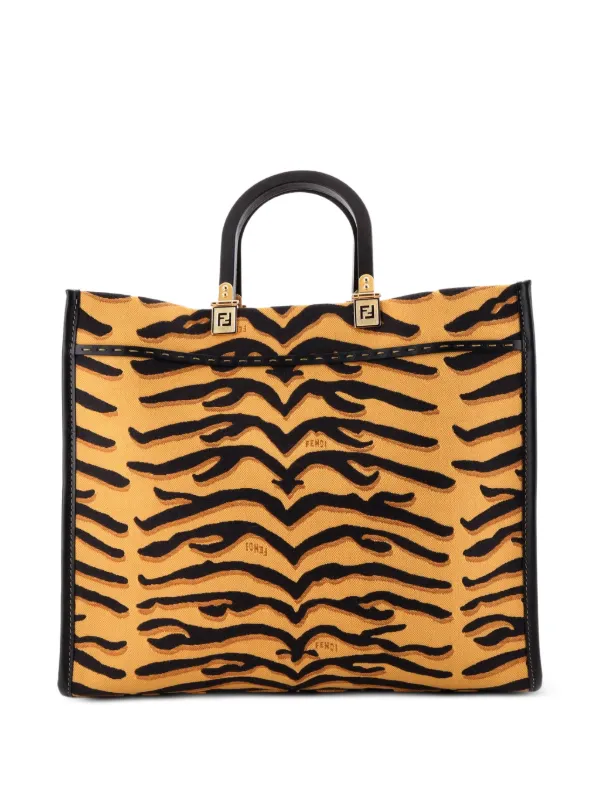 FENDI SUNSHINE SHOPPER ミディアム サンシャイン レザー Fendi