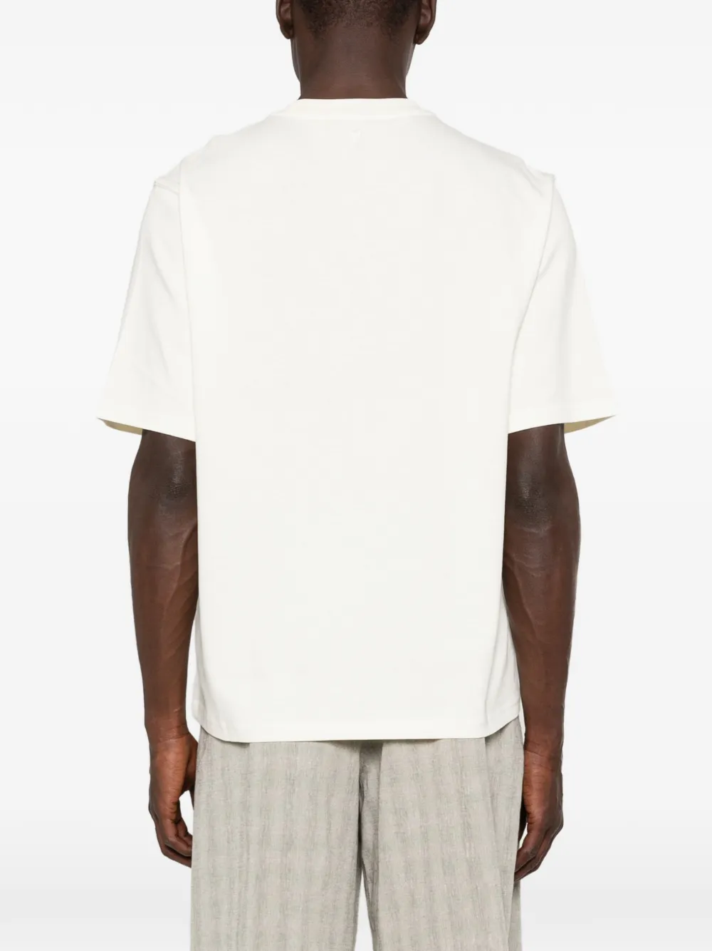 AMI Paris T-shirt met logo-print en gestreepte patch Beige