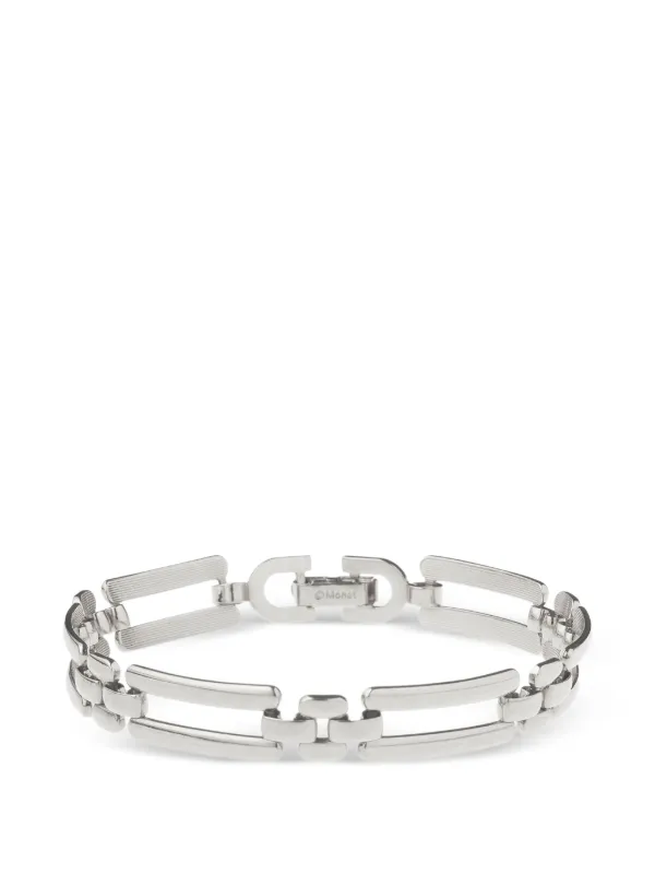 Monet Pre-owned 1980s Fold-over Clasp Closure Bracelet in Silver