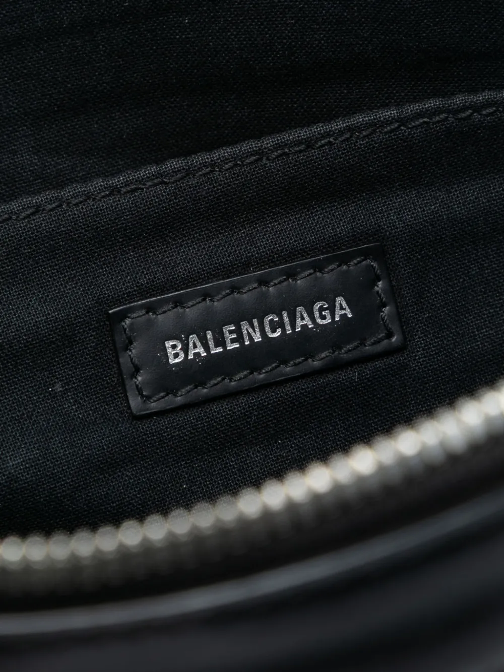 Balenciaga Pre-Owned 2021 キャンバス ネイビー クリップ M クラッチ