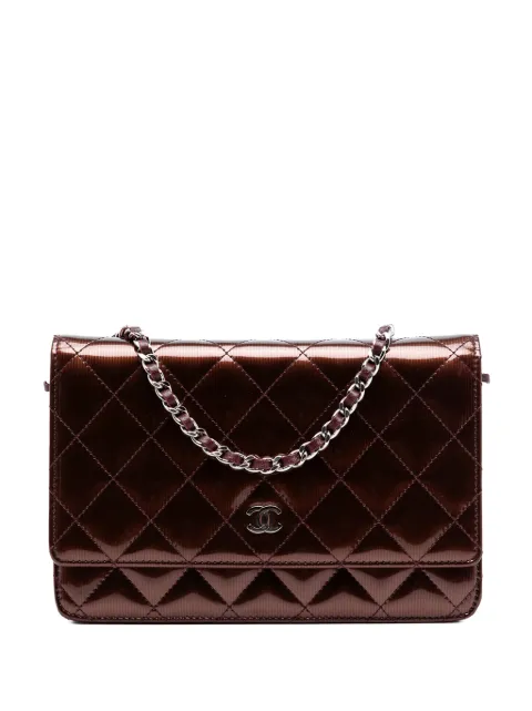 CHANEL Pre-Owned 2012 CC Quilted Striated Metallic Patent Wallet on Chain crossbody bag