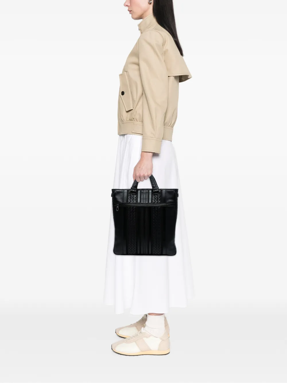  Bottega Veneta Pre-owned Sac Cabas Convertible Tech à Rayures En Cuir Nappa Intrecciato (2012-2025) - Noir 