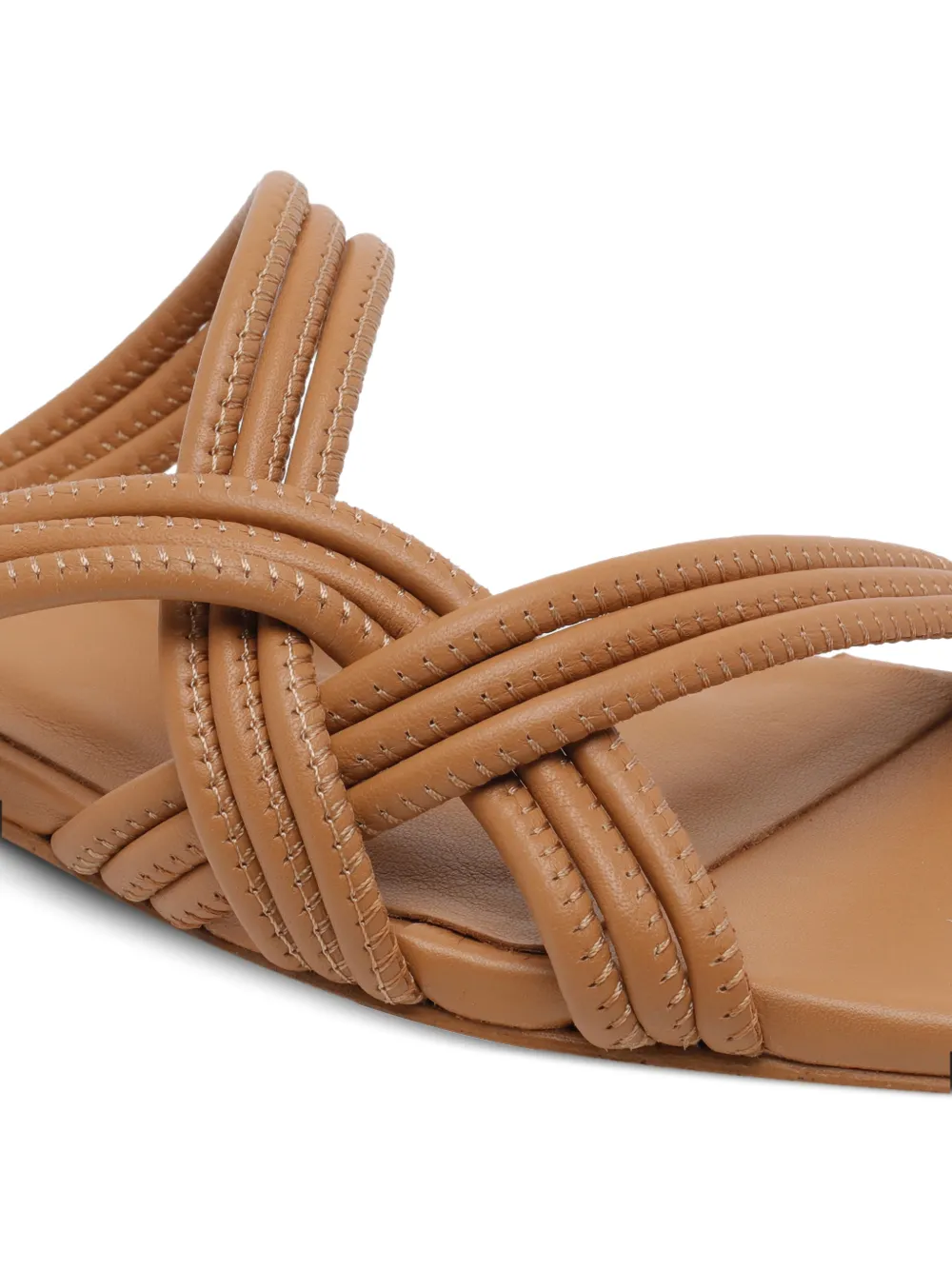 ANGEL ALARCON Sandalen met gekruiste bandjes Beige