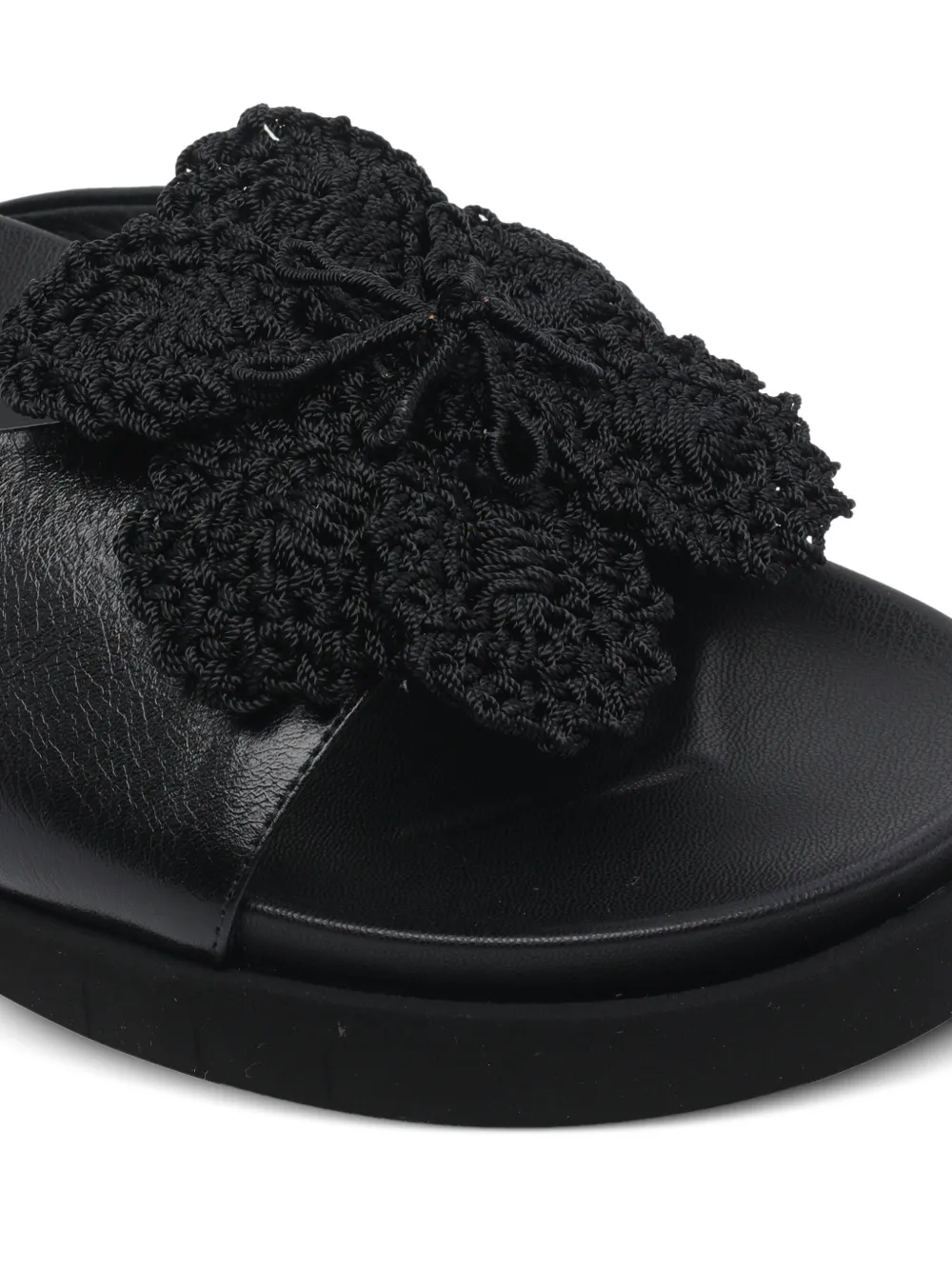 ANGEL ALARCON Leren sandalen met gehaakte bloem Zwart