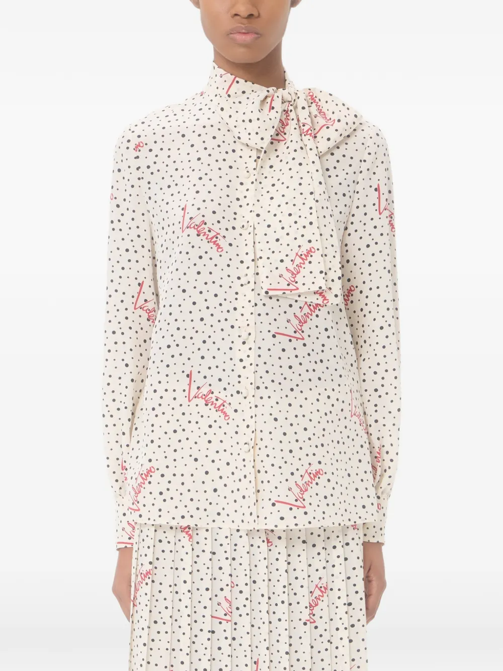 Valentino Garavani Plus De Pois crêpe de chine blouse Beige