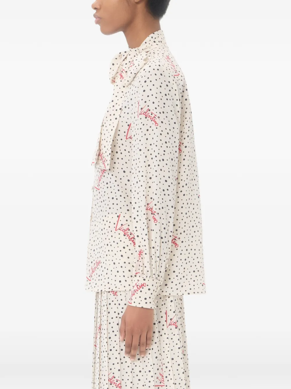 Valentino Garavani Plus De Pois crêpe de chine blouse Beige