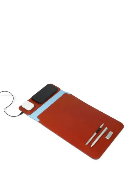 PIQUADRO wireless-charging leather laptop sleeve