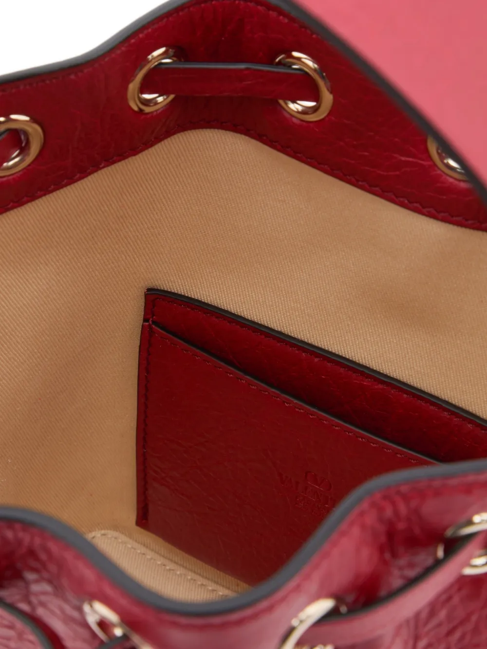 Valentino Garavani VLogo Walk bucket-tas van nappa leer Rood