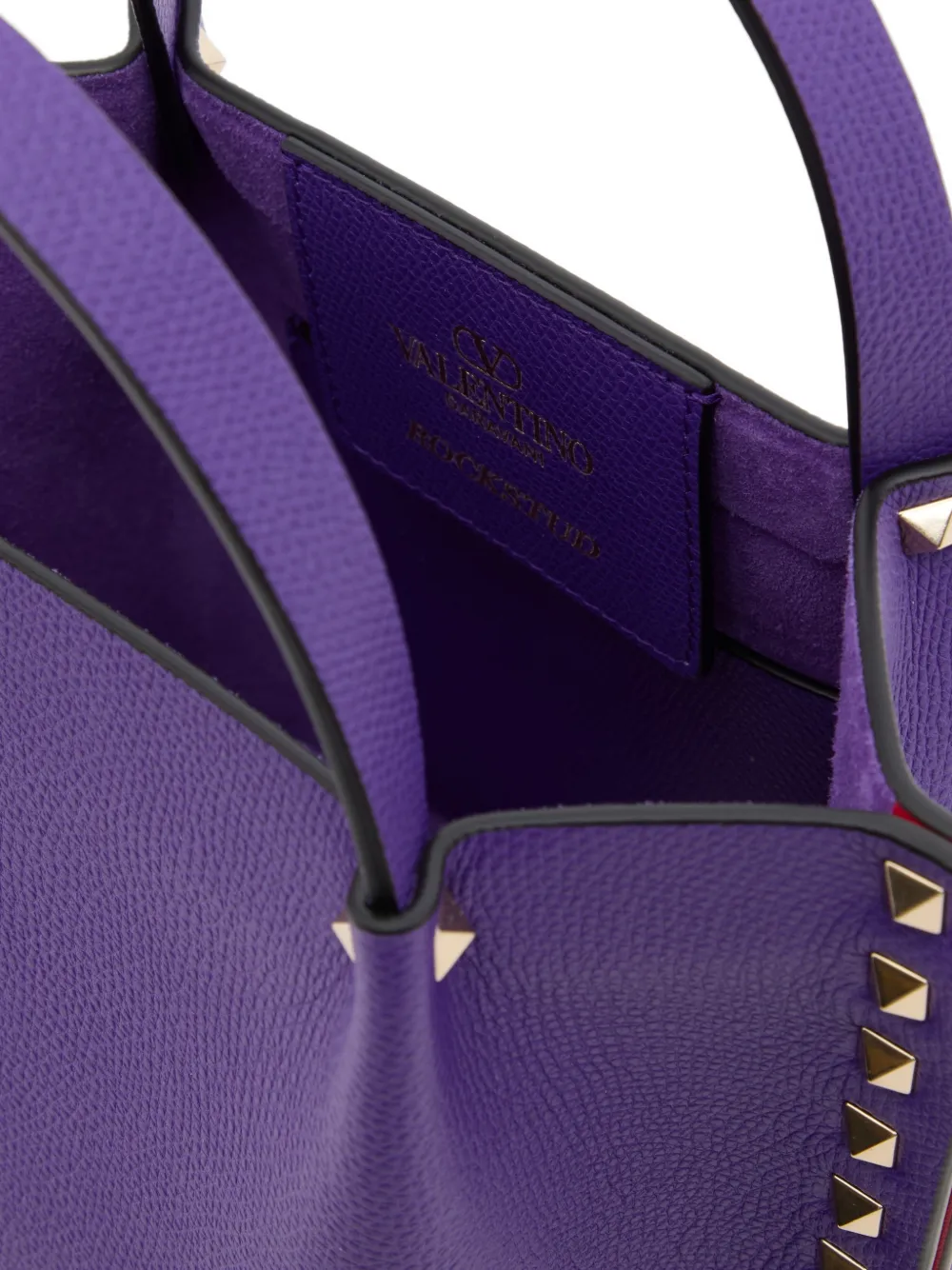 Valentino Garavani Rockstud kleine shopper van korrelig kalfsleer Paars