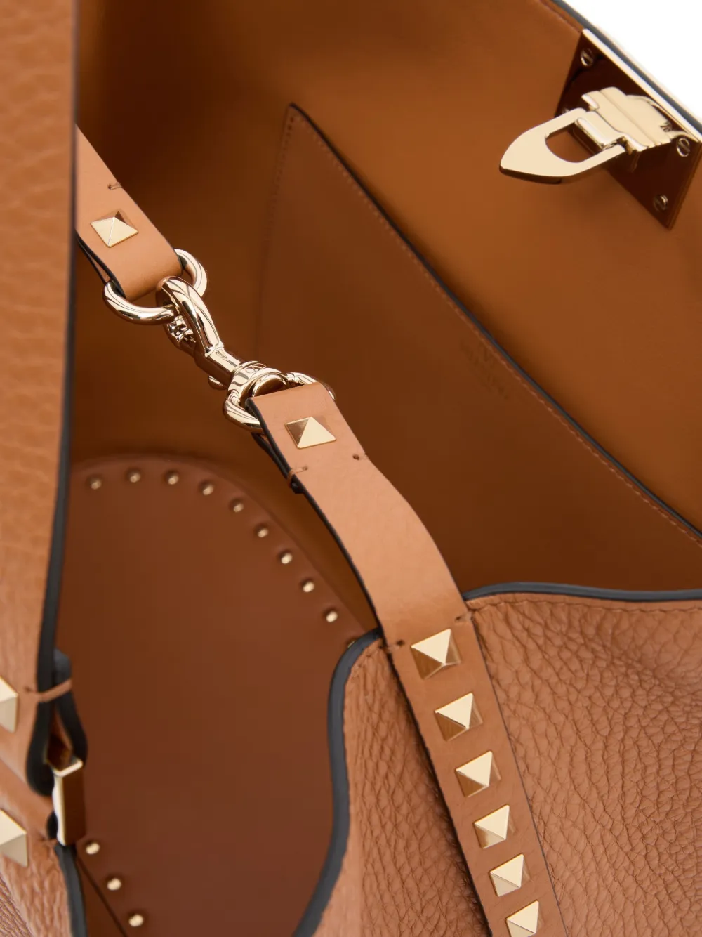 Valentino Garavani Rockstud shopper van korrelig kalfsleer Bruin