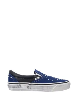 Vans LX Classic Slip-On 98 Sneakers | Black | FARFETCH