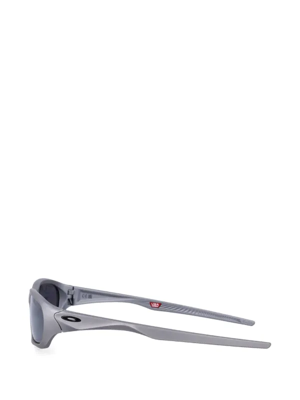 Oakley Terraforma スクエアフレーム サングラス | グレー | FARFETCH JP