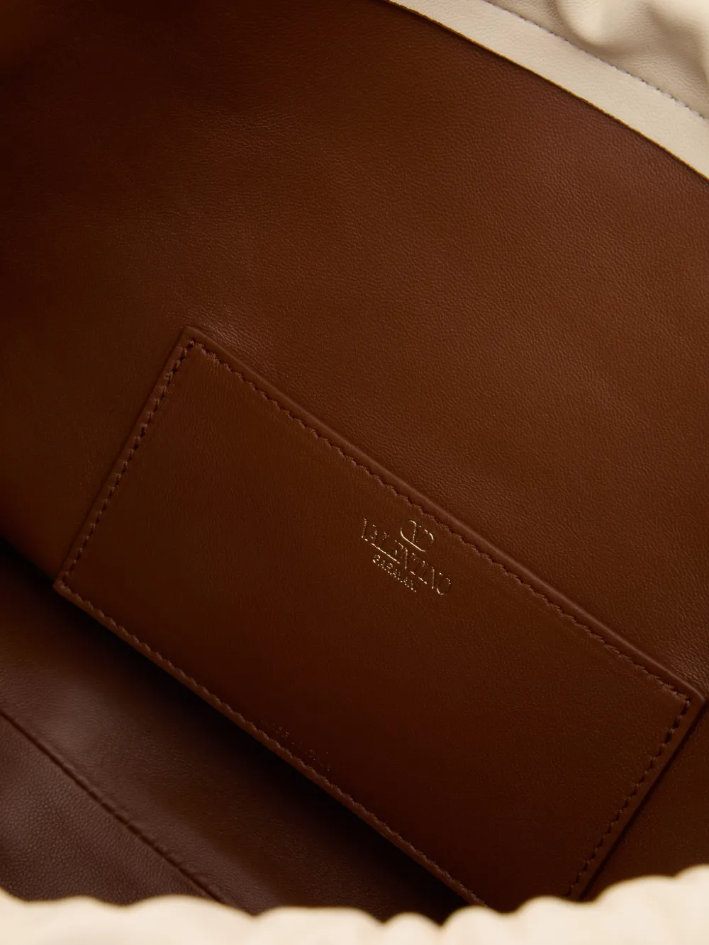 Valentino Garavani VLogo Pouf pouch bag in nappa leather Wit