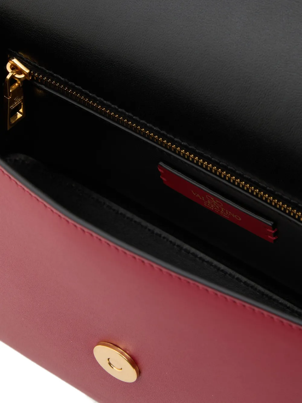 Valentino Garavani Fill Me In schoudertas in kalfsleer Rood