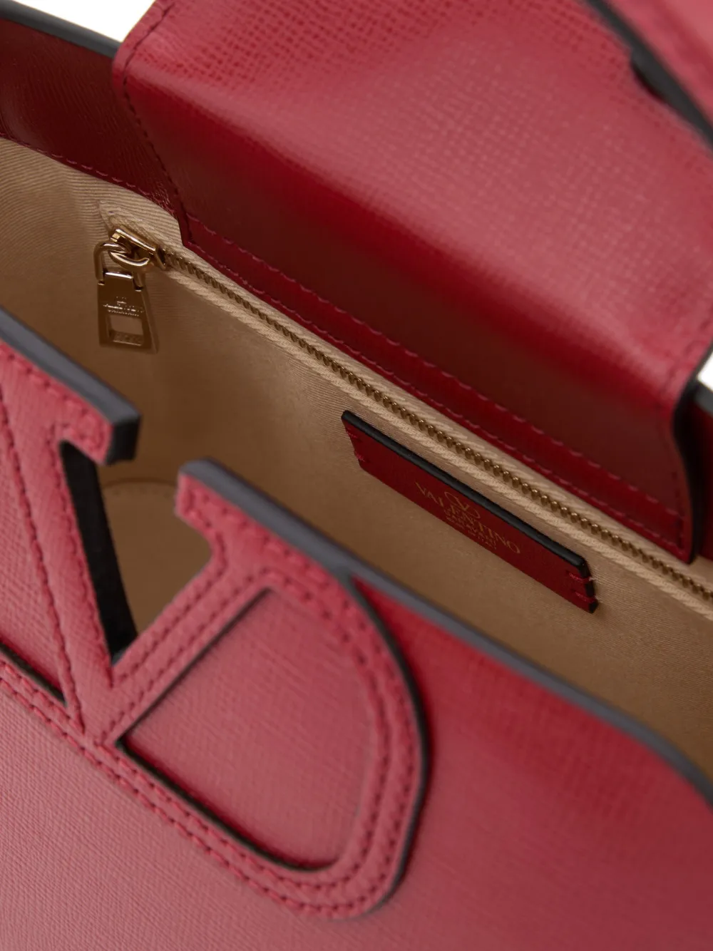 Valentino Garavani Fill Me handtas in korrelig kalfsleer Rood