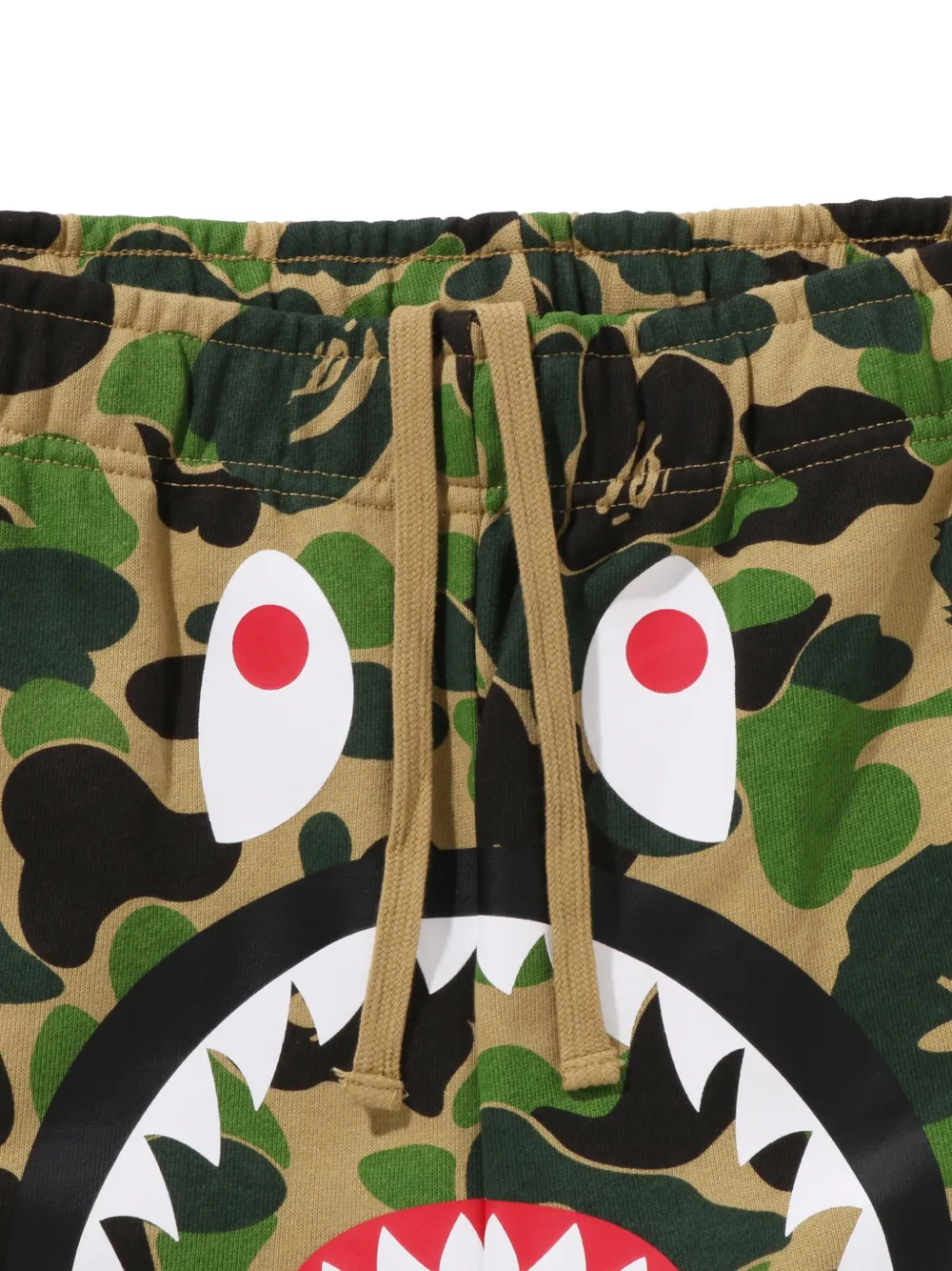 A BATHING APE Shorts met print Beige