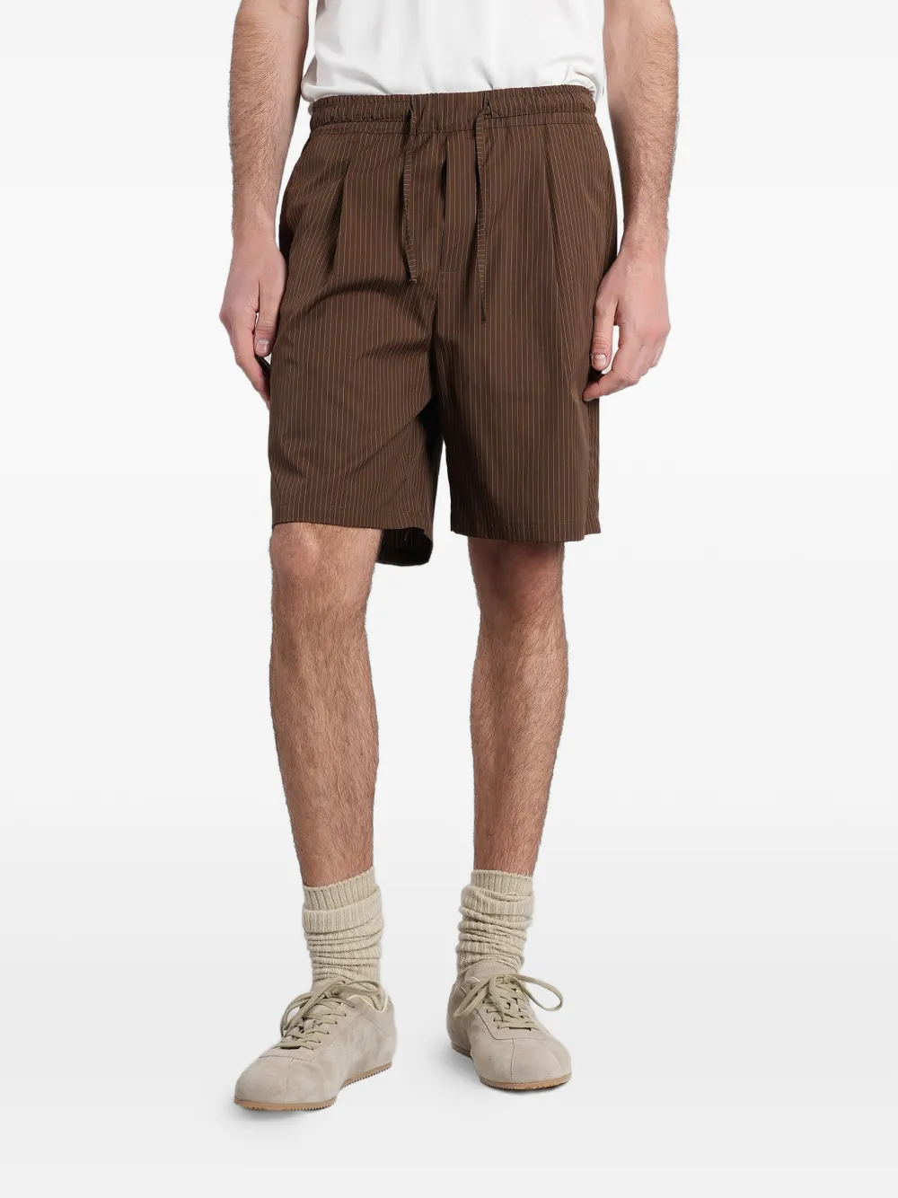 Low Brand Tokyo pinstriped pleated shorts - Marrone