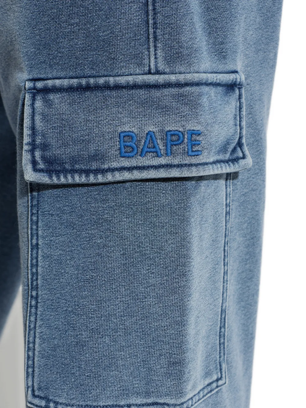 A BATHING APE Trainingsbroek met geborduurd logo Blauw