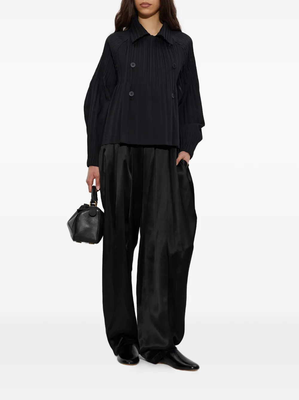 Pleats Please Issey Miyake Jack met dubbele rij knopen en plooien Zwart