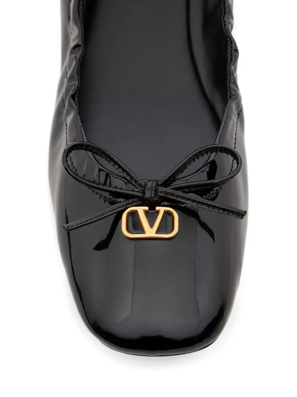 Valentino Garavani Vlogo Signature lakleren ballerina's Zwart