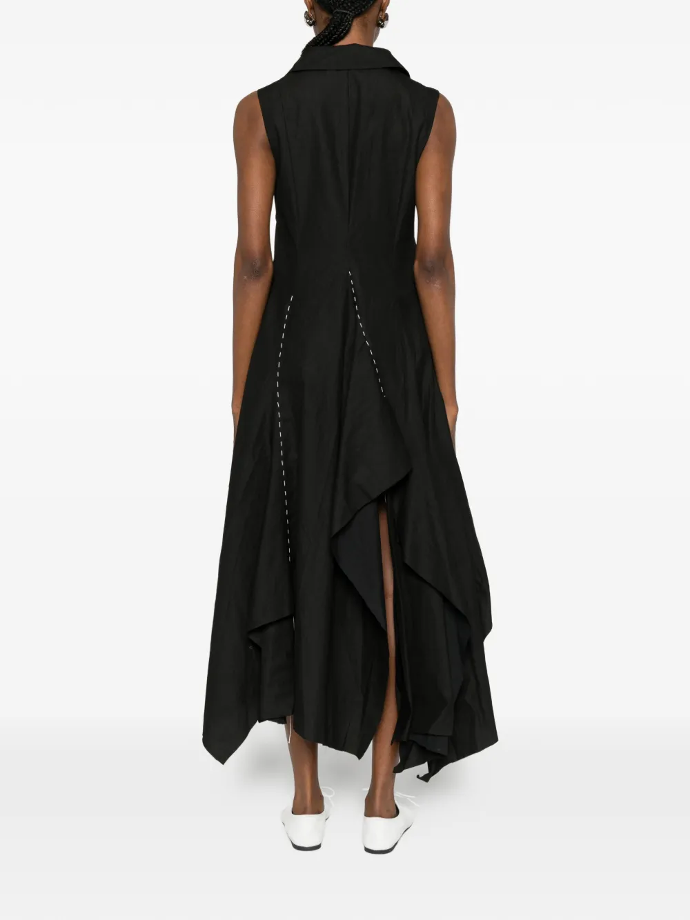 A Tentative Atelier Jurk met contrasterend stiksel en zakdoek afwerking Zwart