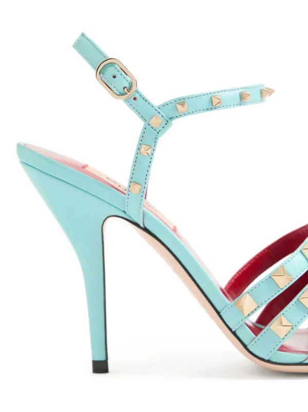 VALENTINO 水色スタッズサンダル 24.5 Valentino Garavani ロックスタッズ キッドスキン サンダル | ブルー