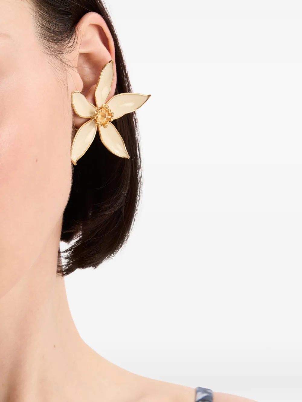 Oscar de la Renta Orange Blossom Clip-on Earrings in Gold, view 2