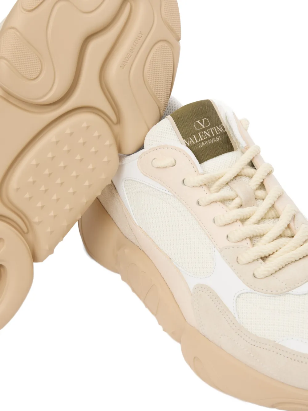 Valentino Garavani Bubbleback mesh en suède sneakers Beige