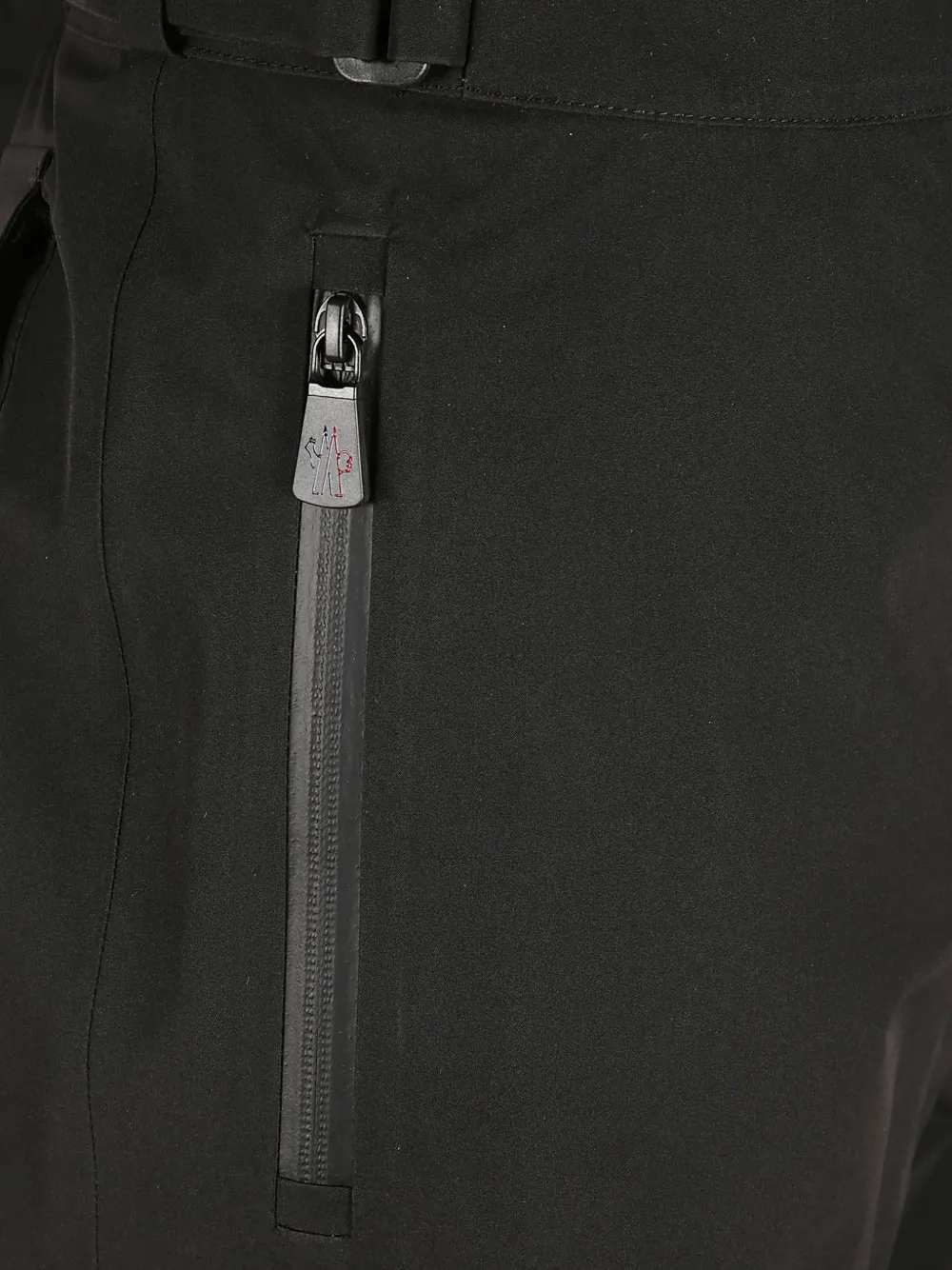 Moncler Grenoble Cargo broek Zwart