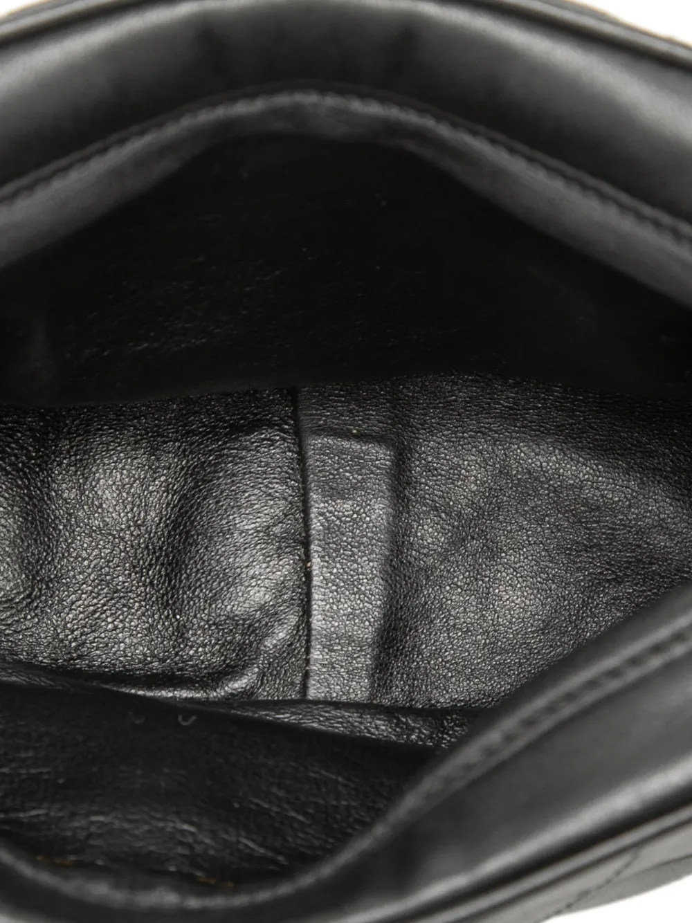Chanel Pre-owned 1989-1991 CC Quilted Lambskin Tassel Camera Bag Crossbody Bag in Black, view 5