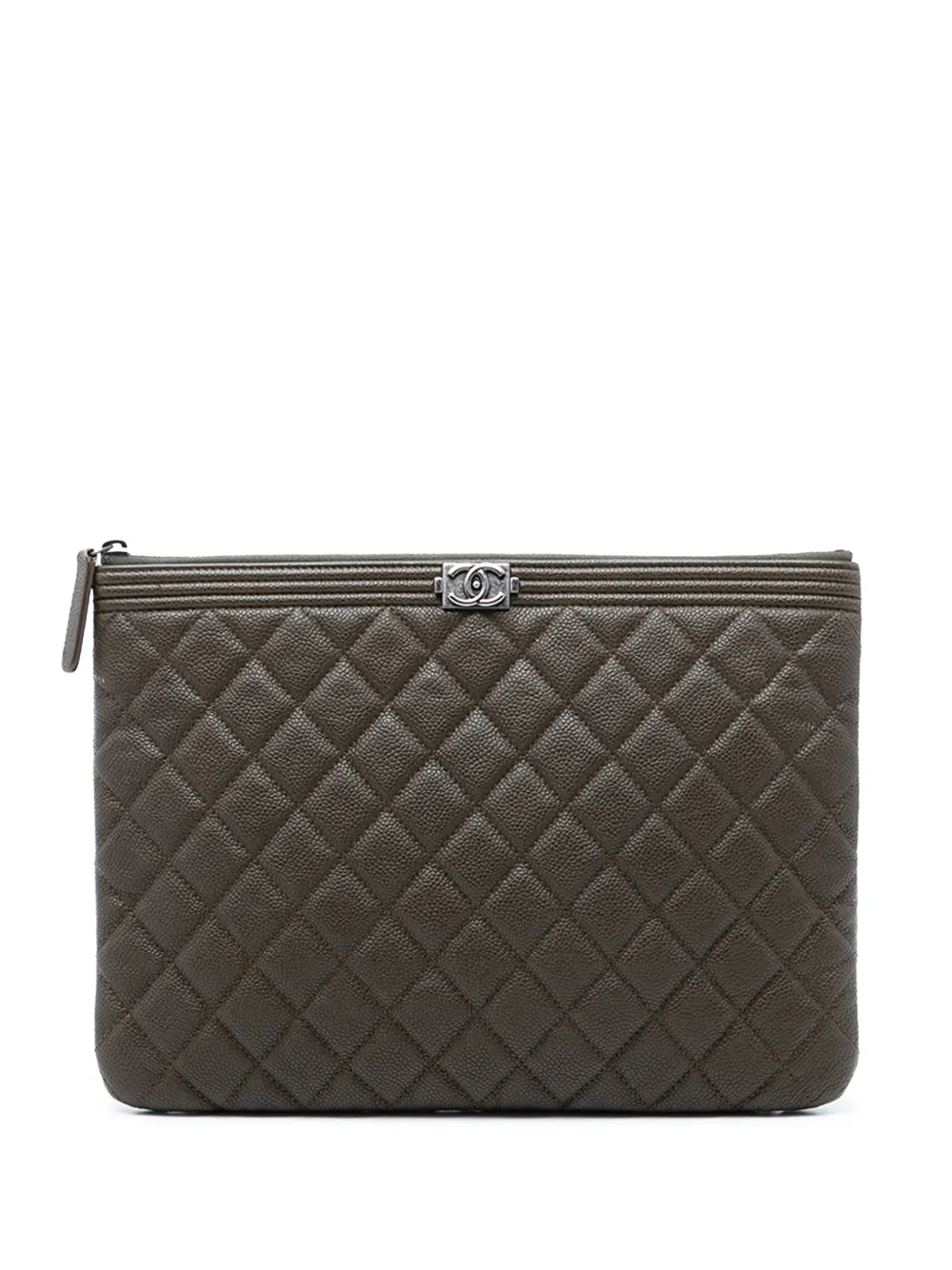 CHANEL Pre-Owned 2016-2017 Medium Quilted Caviar Boy O Case clutch bag - Marrone