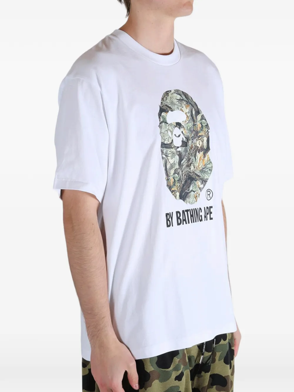 A BATHING APE Tree Edge camo T-shirt met logo-print Wit