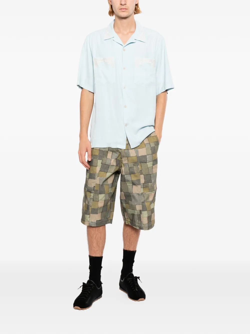 Maison Kitsuné Geruite shorts Groen
