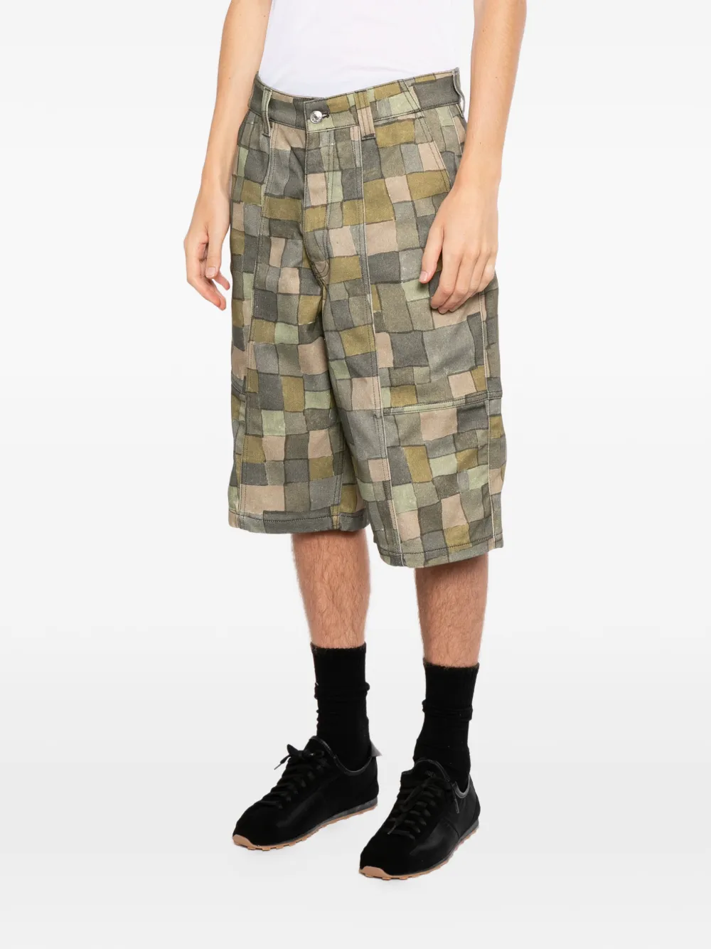 Maison Kitsuné Geruite shorts Groen
