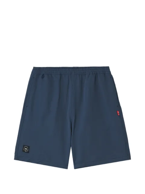 izzue logo-patch elasticated-waist shorts