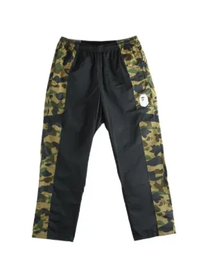 A BATHING APE® カモフラージュ トラックパンツ | グリーン | FARFETCH JP
