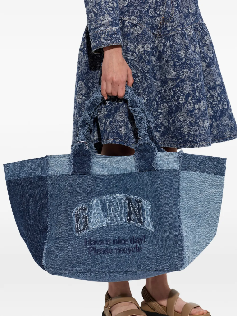 GANNI Shopper met patchwork en franje Blauw