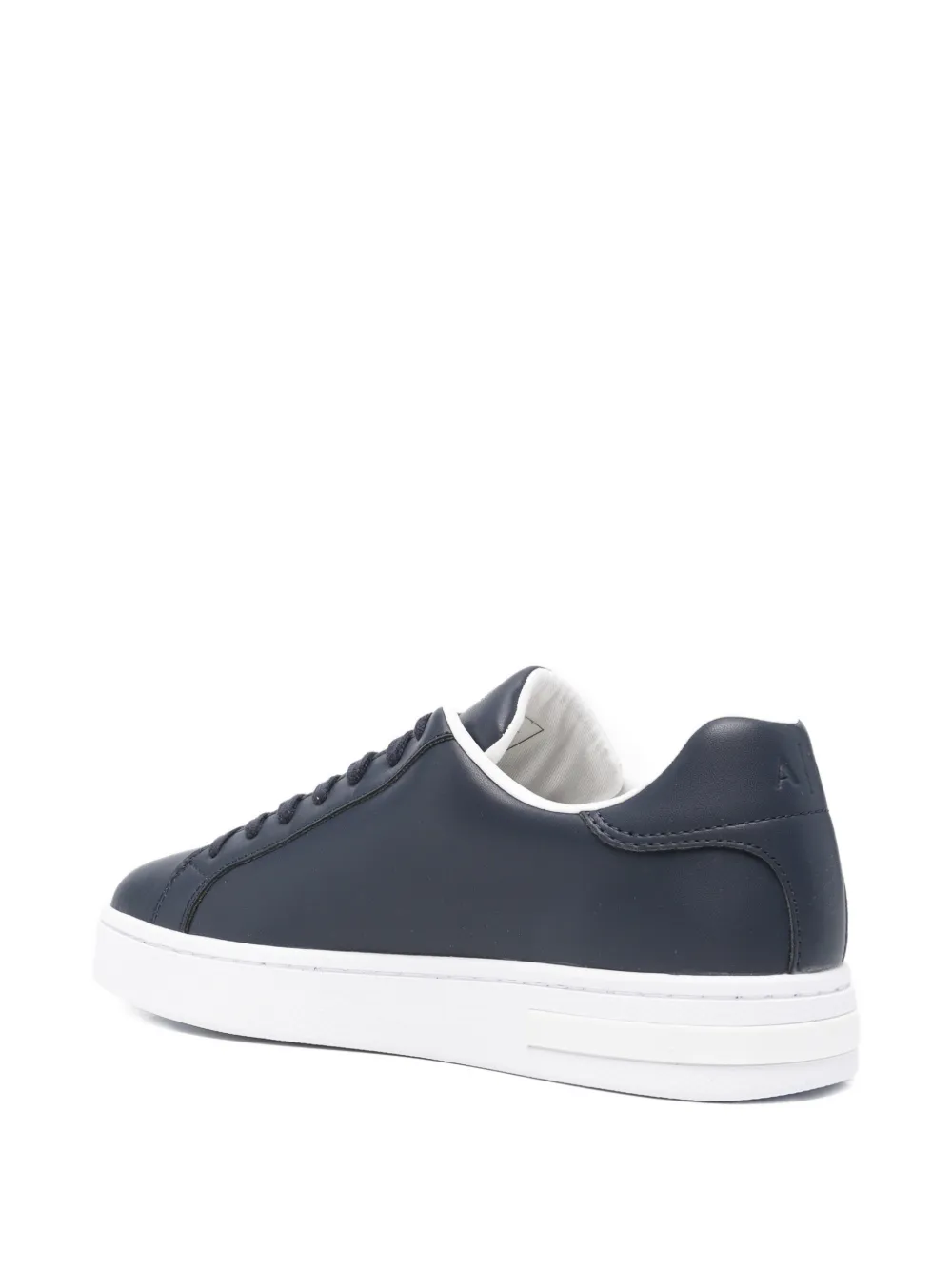 Armani Exchange logo-debossed leather sneakers Blauw