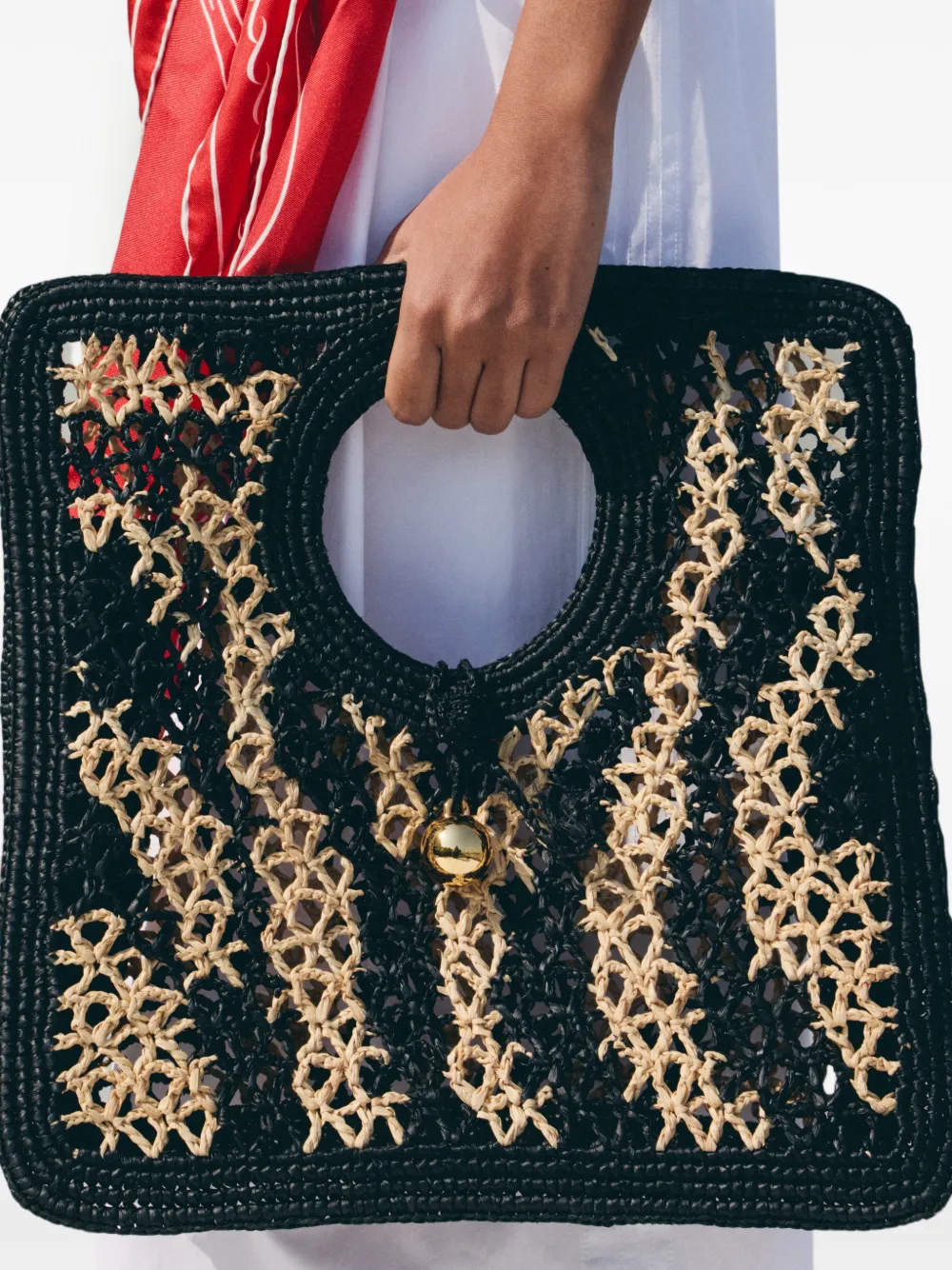 Jacquemus Kleine geweven shopper met bedel detail Zwart