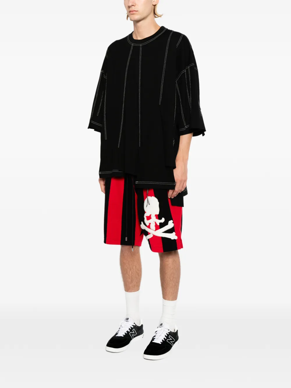 Mastermind World Asymmetrisch T-shirt met naad Zwart