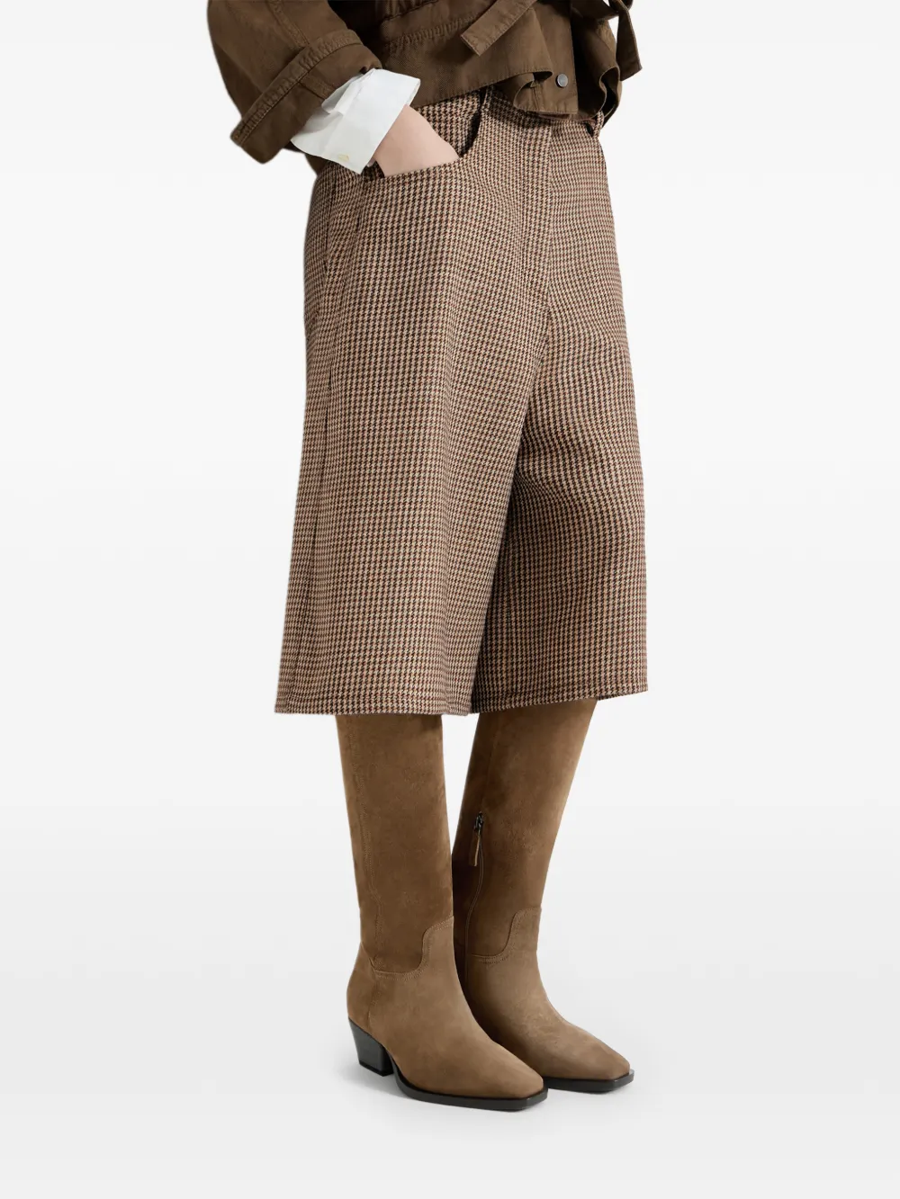 Brunello Cucinelli Bermuda shorts met pied-de-poule print en Monili-scheerwol Beige