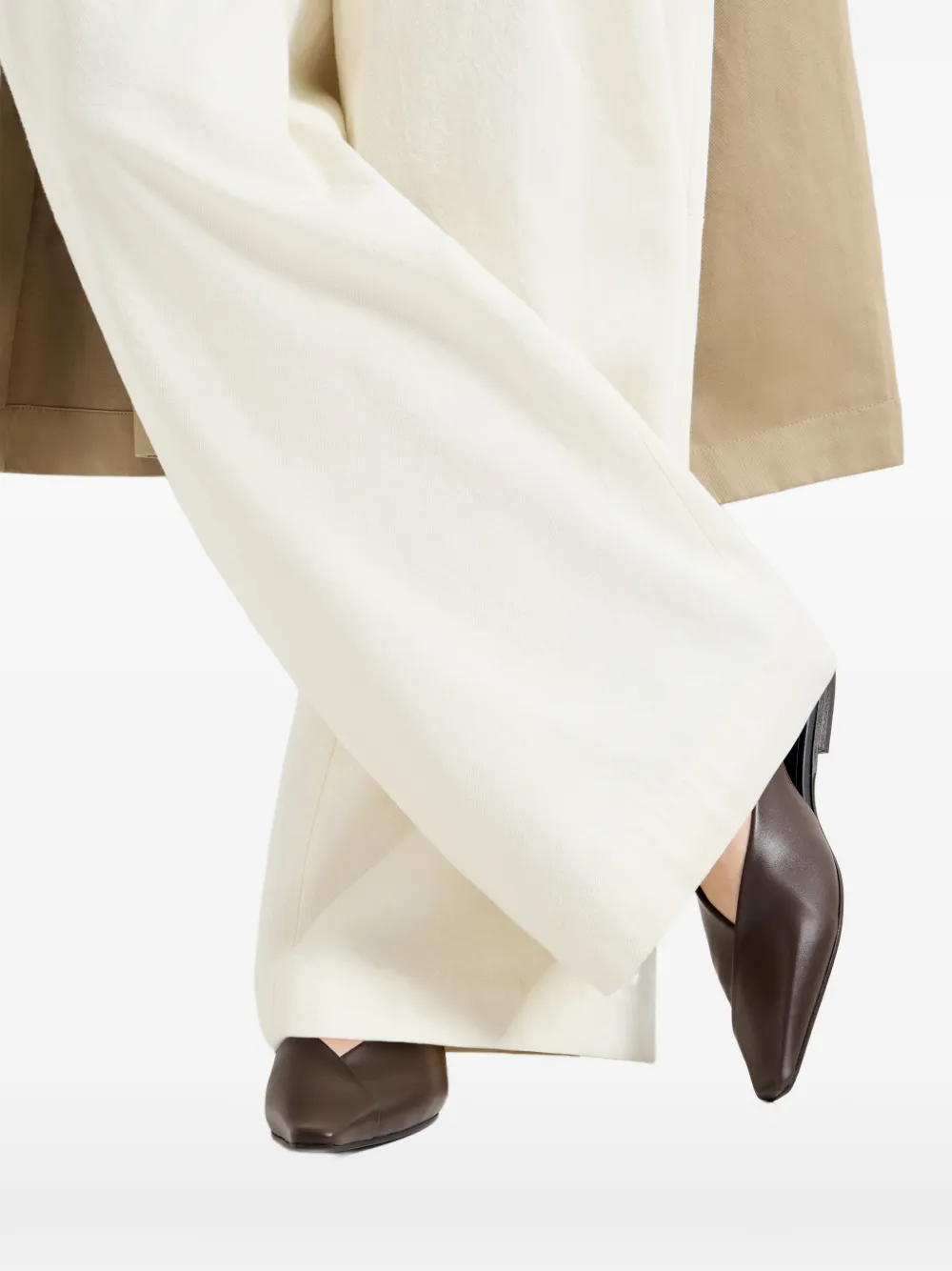 Brunello Cucinelli Kalfsleren slingback ballerina's Bruin