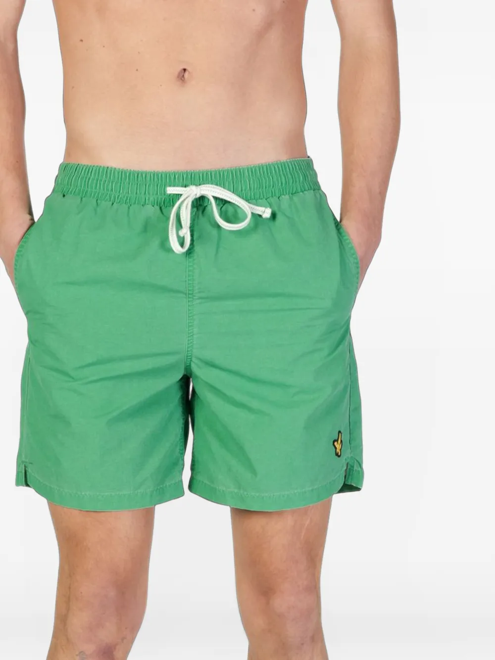 Lyle & Scott logo-embroidered nylon swim shorts - Verde