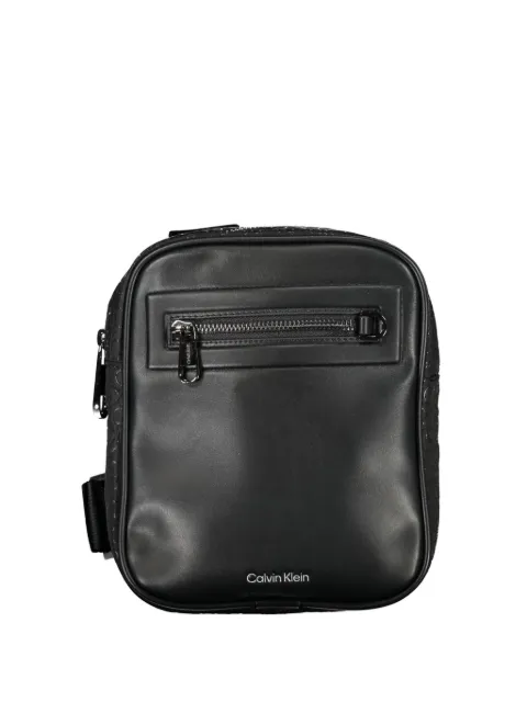 Calvin Klein logo-detail messenger bag