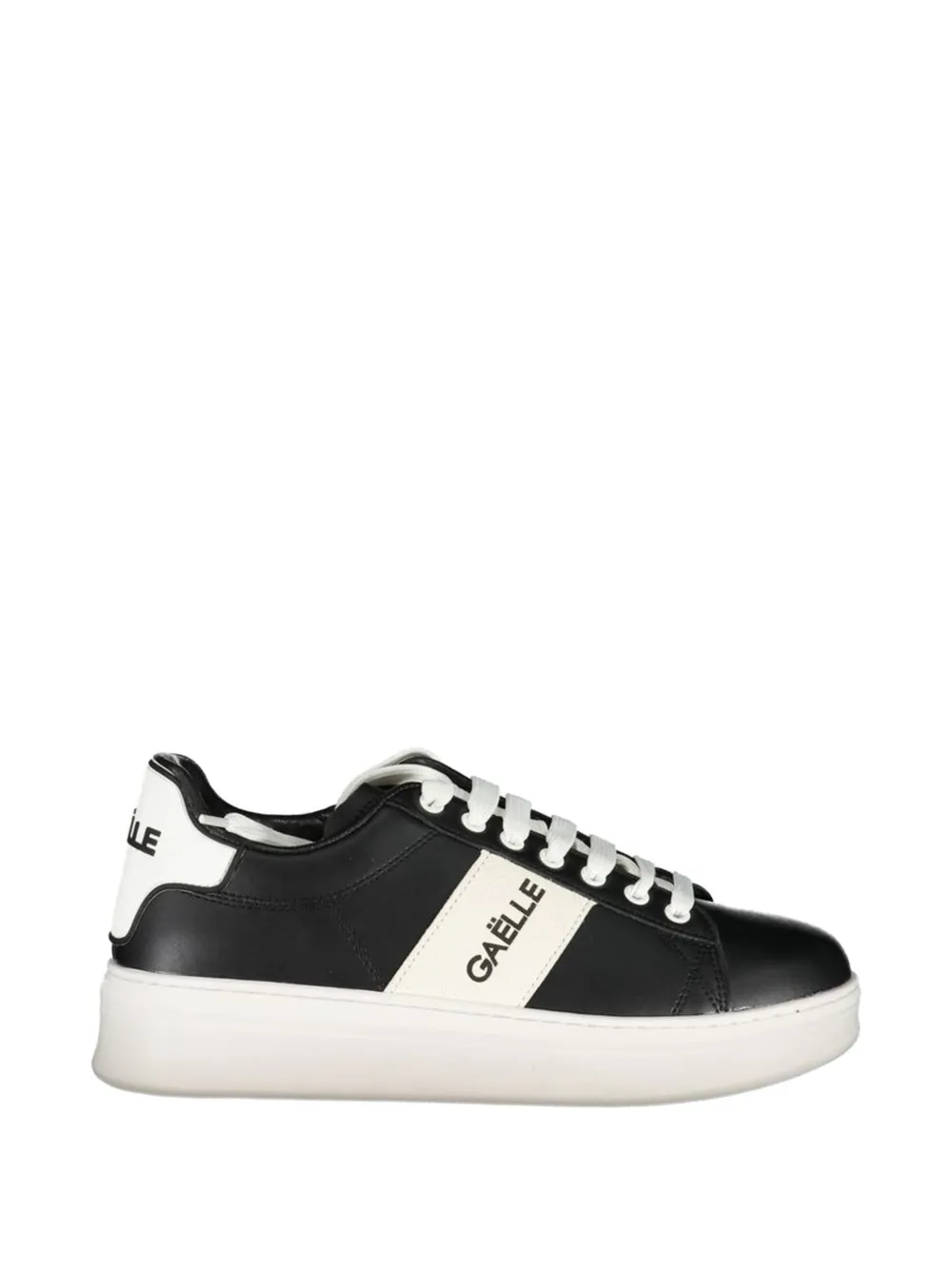 Gaelle logo-print lace-up sneakers - Nero