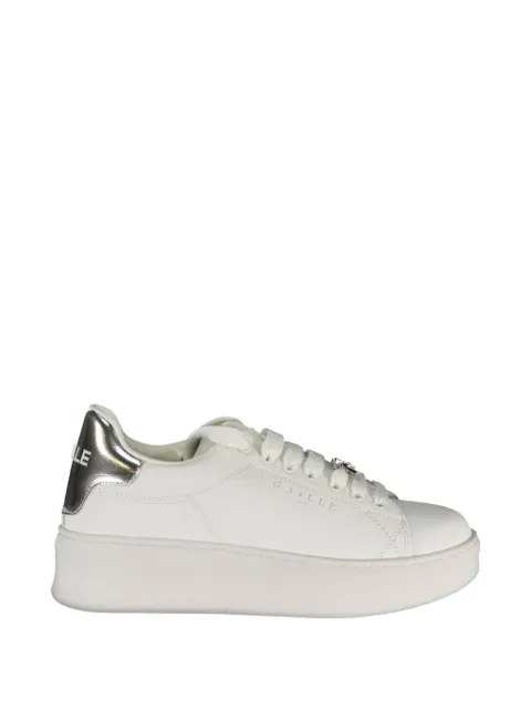 Gaelle logo-plaque sneakers