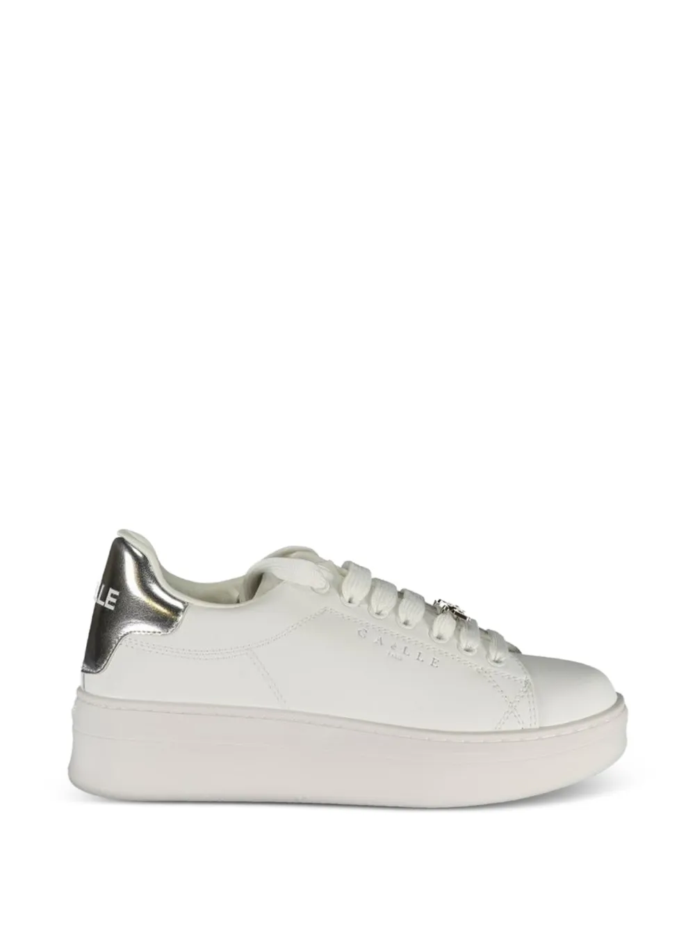 Gaelle logo-plaque sneakers - Bianco