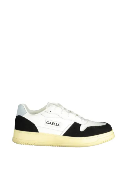 Gaelle panelled low top sneakers