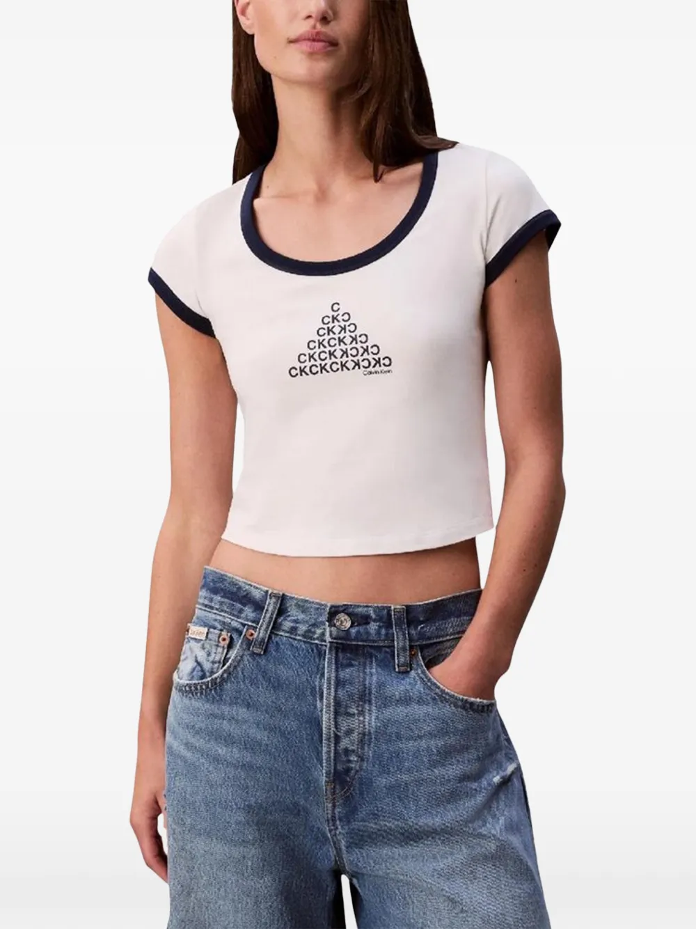 Calvin Klein Jeans logo-print cropped T-shirt - Bianco